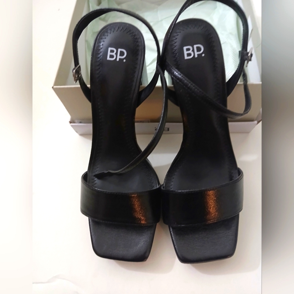 BP. Black Platform Sandals